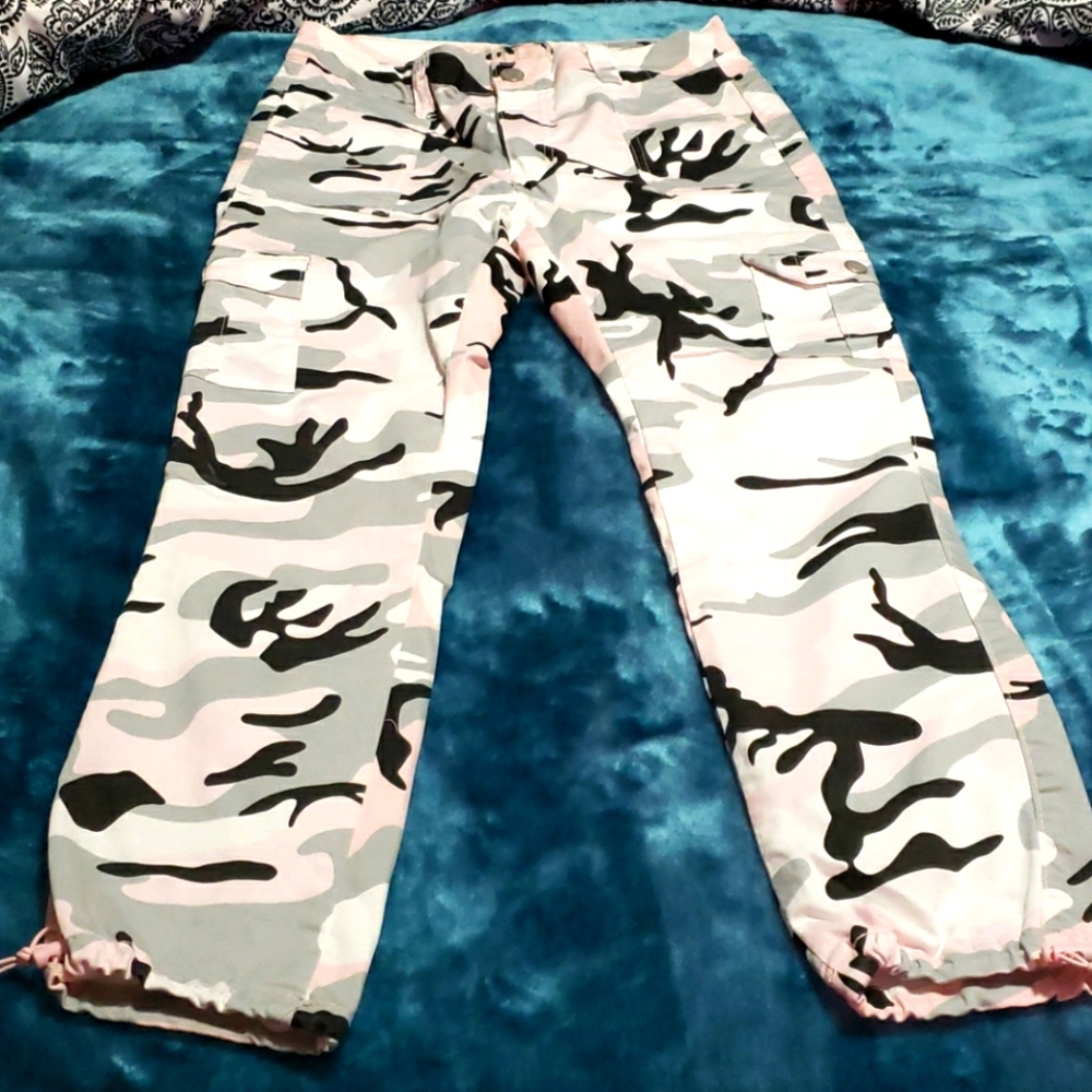 NWOT V.I.P. JEANS